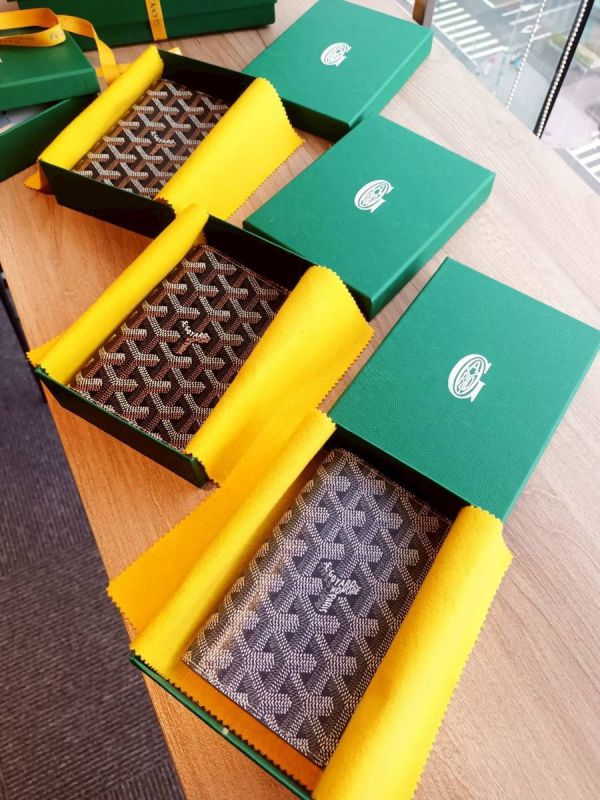 GOYARD 護照套 黑棕配色 buywithada,france,全球代購,歐洲,exquisite,quality goods,posh,fancy,luxurious