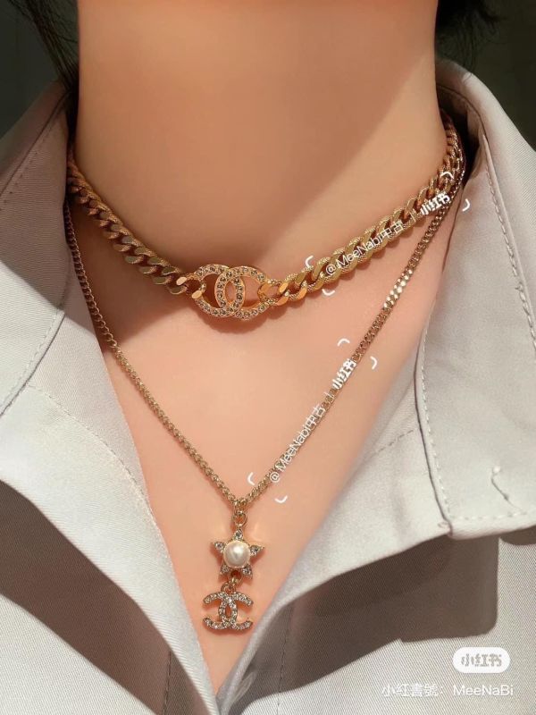 CHANEL 人氣款 金色復古金釦頸鍊 再補貨 buywithada,france,全球代購,歐洲,exquisite,quality goods,posh,fancy,luxurious