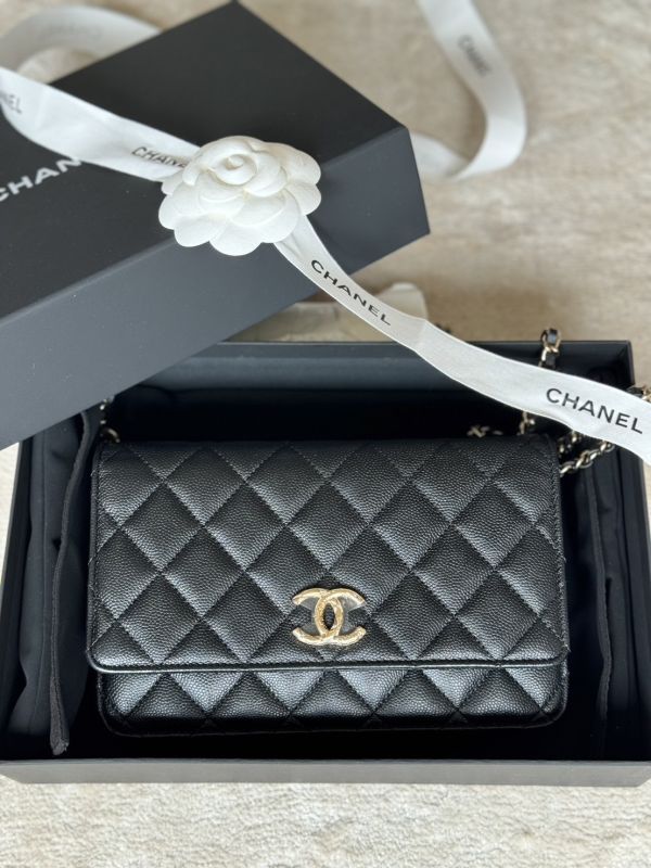 Chanel 24S浮雕Logo荔枝Woc buywithada,france,全球代購,歐洲,exquisite,quality goods,posh,fancy,luxurious