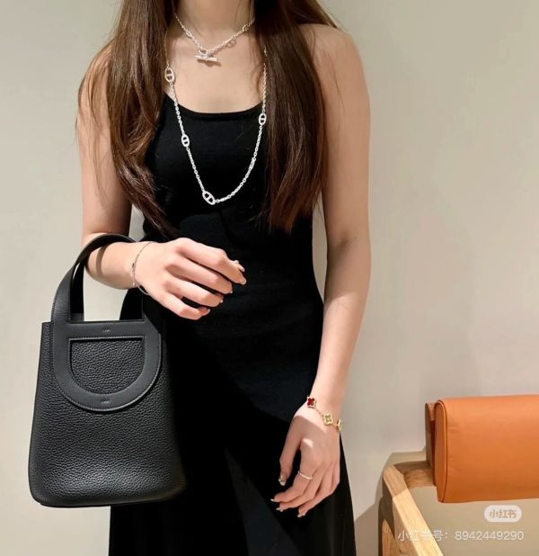 Hermes In the loop18 黑色金釦 TC皮 buywithada,france,全球代購,歐洲,exquisite,quality goods,posh,fancy,luxurious