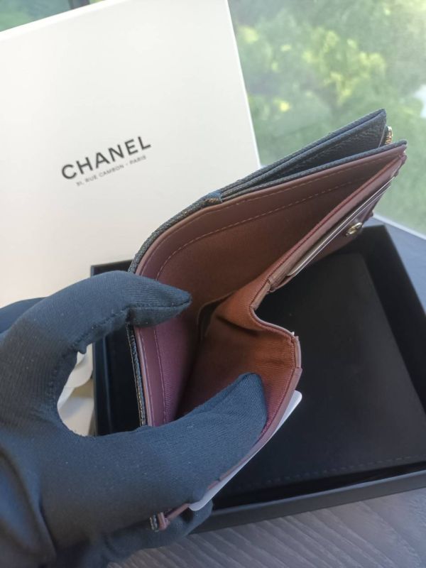 CHANEL 黑荔枝金釦對折短夾 側邊拉鍊零錢袋 巴黎康朋總店白盒包裝^^ 現貨 buywithada,france,全球代購,歐洲,exquisite,quality goods,posh,fancy,luxurious