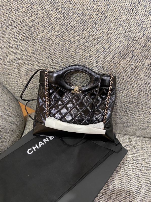 CHANEL 24S 31BAG MINI 黑金 buywithada,france,全球代購,歐洲,exquisite,quality goods,posh,fancy,luxurious