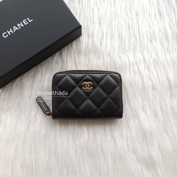 CHANEL 羊皮黑金 ㄇ字零錢包/卡包 buywithada,france,全球代購,歐洲,exquisite,quality goods,posh,fancy,luxurious