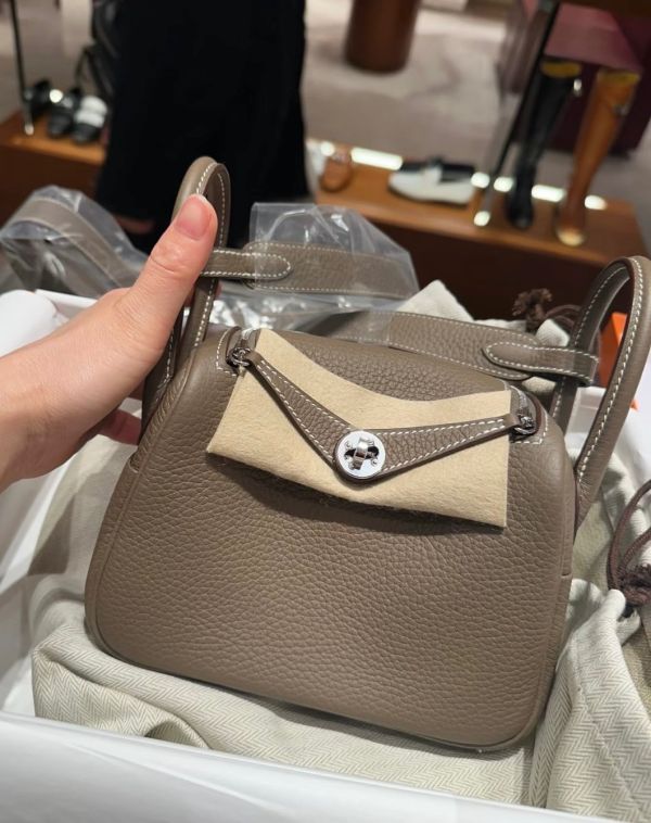 Hermes Mini Lindy 大象灰銀 二代 buywithada,france,全球代購,歐洲,exquisite,quality goods,posh,fancy,luxurious