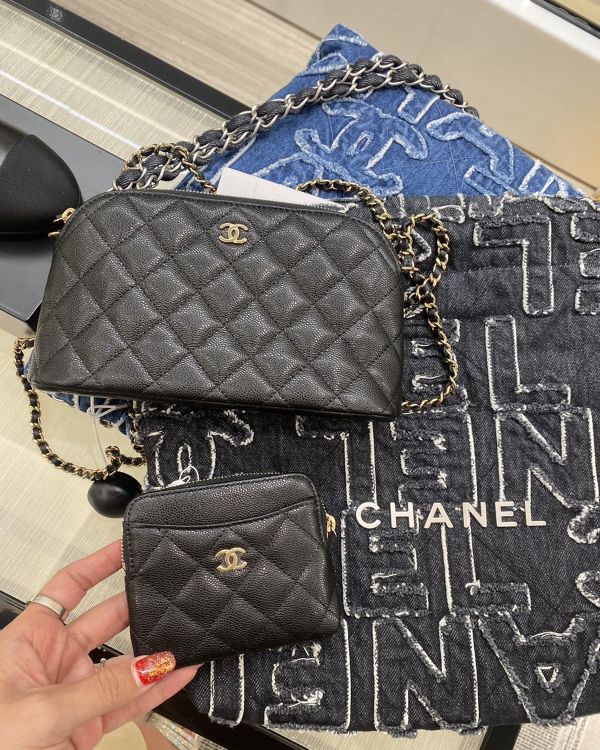 CHANEL 黑荔枝金釦 豆腐零錢卡包 buywithada,france,全球代購,歐洲,exquisite,quality goods,posh,fancy,luxurious