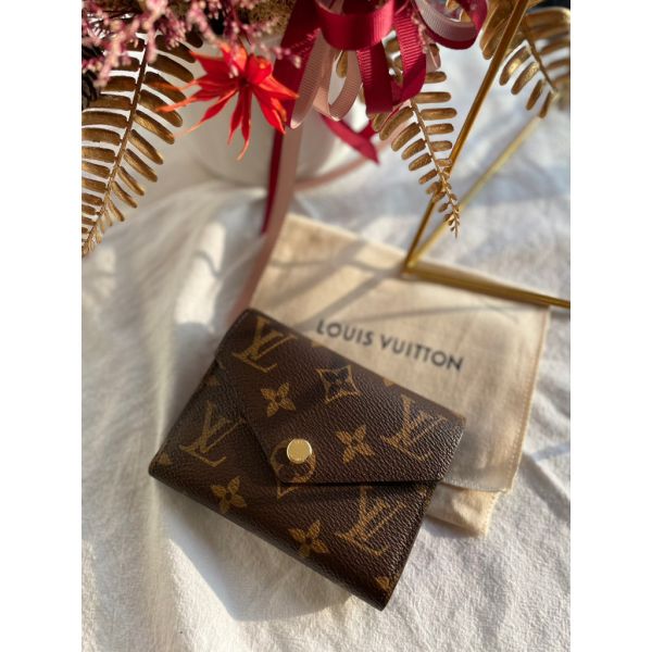LV VICTORINE 三折短夾金釦 buywithada,france,全球代購,歐洲,exquisite,quality goods,posh,fancy,luxurious