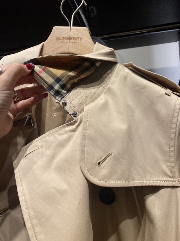 折扣 Burberry 風衣外套 黑/蜜糖色/淺卡其 buywithada,france,全球代購,歐洲,exquisite,quality goods,posh,fancy,luxurious