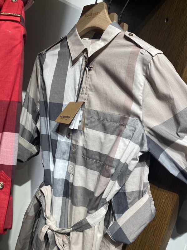 折扣 Burberry 四色 格紋洋裝 buywithada,france,全球代購,歐洲,exquisite,quality goods,posh,fancy,luxurious