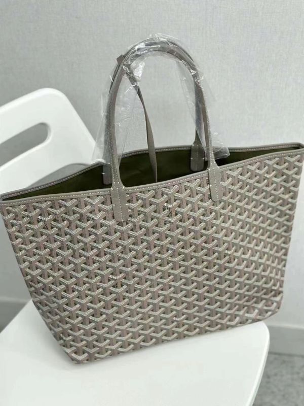 GOYARD TOTE 奶茶灰配牛油果配色 PM buywithada,france,全球代購,歐洲,exquisite,quality goods,posh,fancy,luxurious