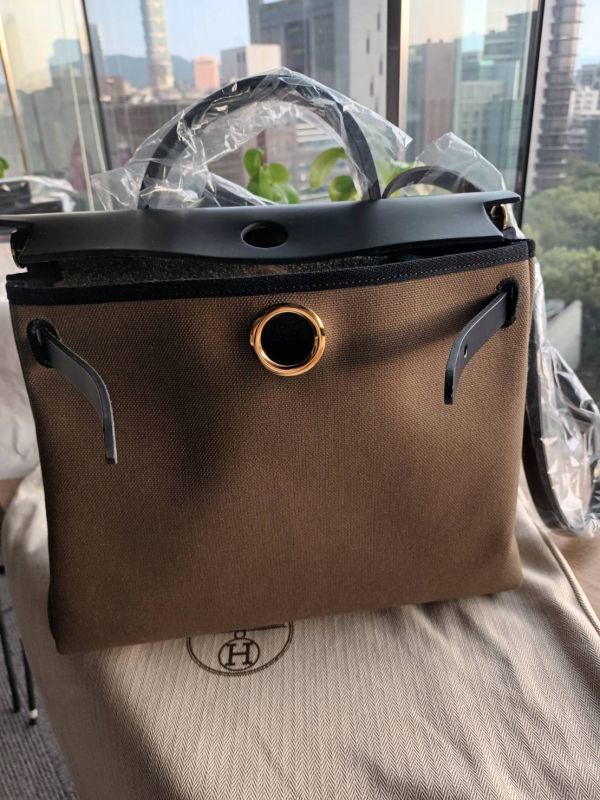 HERMES HERBAG 31 色號toundra 金釦 buywithada,france,全球代購,歐洲,exquisite,quality goods,posh,fancy,luxurious