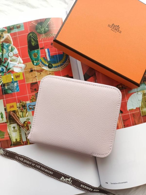 HERMES SILK IN COMPACT 絲巾短夾 09夢幻紫 最新內裡紅色牛仔印花 buywithada,france,全球代購,歐洲,exquisite,quality goods,posh,fancy,luxurious