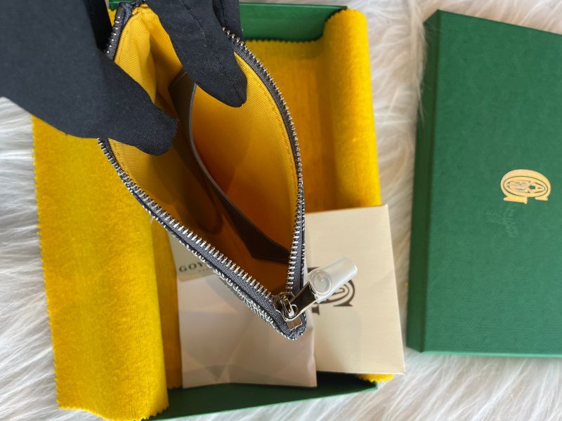 GOYARD 灰色一字拉鍊小包 buywithada,france,全球代購,歐洲,exquisite,quality goods,posh,fancy,luxurious