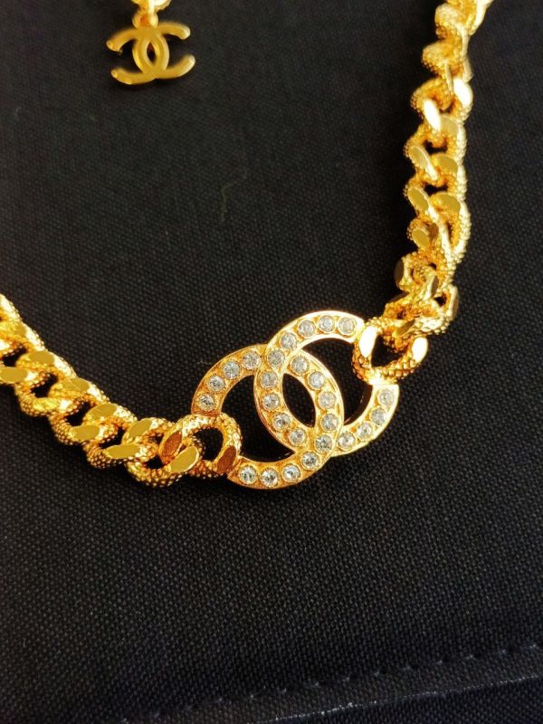 CHANEL 人氣款 金色復古金釦頸鍊 再補貨 buywithada,france,全球代購,歐洲,exquisite,quality goods,posh,fancy,luxurious
