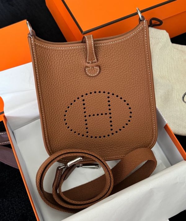 Hermes mini Évelyne 金棕銀釦 buywithada,france,全球代購,歐洲,exquisite,quality goods,posh,fancy,luxurious
