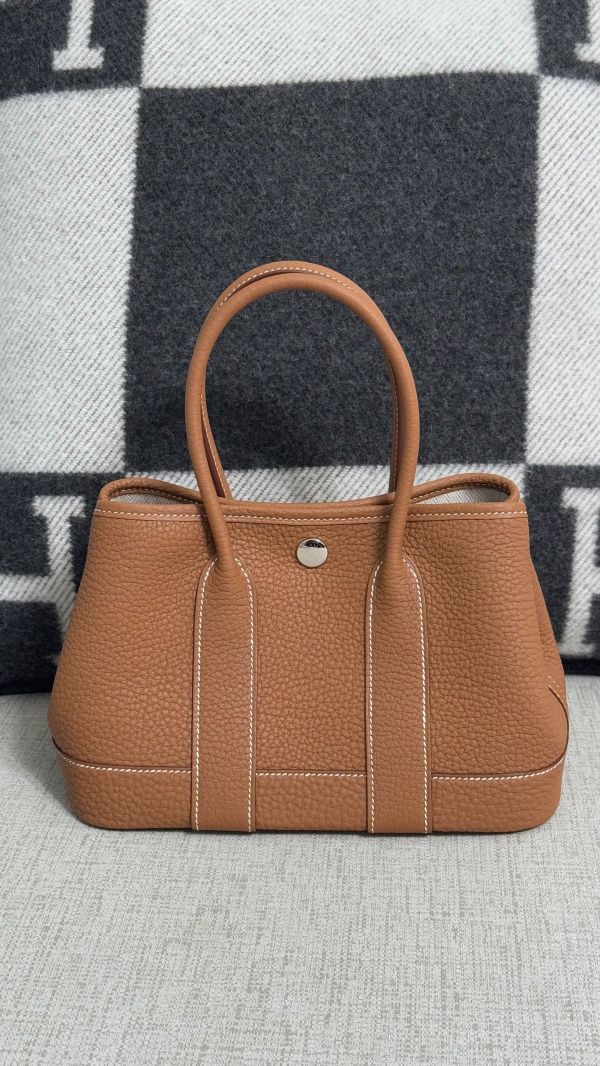 Hermes Garden party 23 金棕 全皮革 buywithada,france,全球代購,歐洲,exquisite,quality goods,posh,fancy,luxurious
