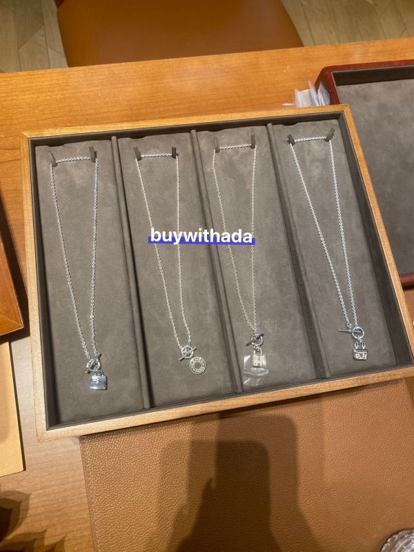HERMES  康康 純銀飾項鍊 buywithada,france,全球代購,歐洲,exquisite,quality goods,posh,fancy,luxurious