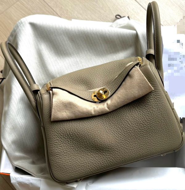 Hermes Lindy 26 8Q 金釦 buywithada,france,全球代購,歐洲,exquisite,quality goods,posh,fancy,luxurious