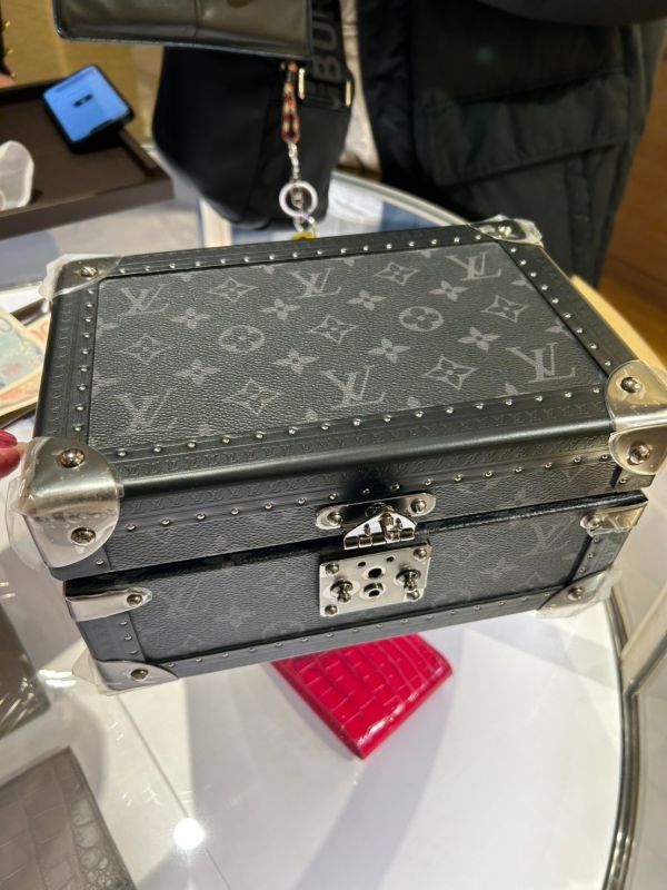 LV Coffret Trésor 24 黑色老花內深藍 buywithada,france,全球代購,歐洲,exquisite,quality goods,posh,fancy,luxurious