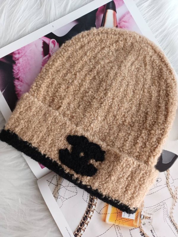 CHANEL 23B 最新款毛帽 米色黑CC LOGO buywithada,france,全球代購,歐洲,exquisite,quality goods,posh,fancy,luxurious