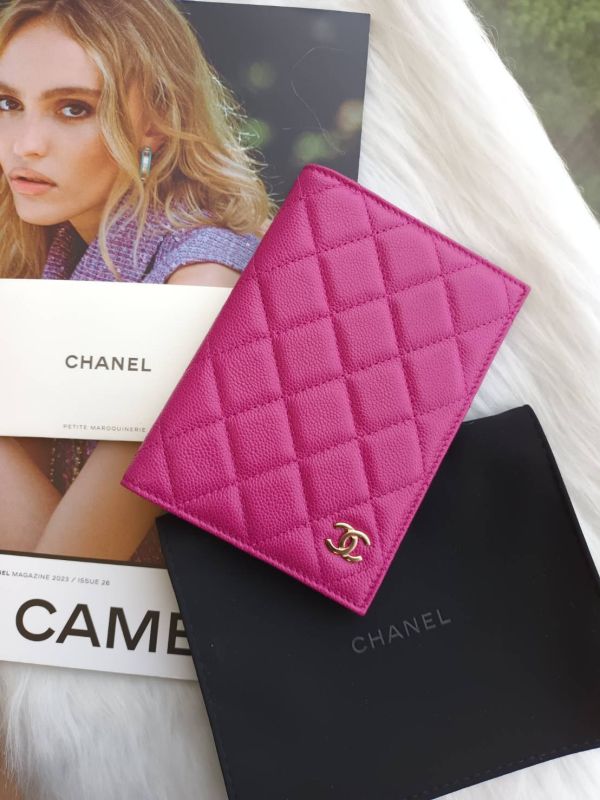 CHANEL 護照夾 桃色 荔枝皮金釦 buywithada,france,全球代購,歐洲,exquisite,quality goods,posh,fancy,luxurious