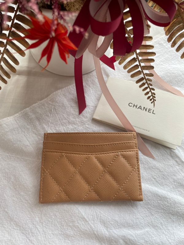 CHANEL 焦糖淡金卡夾 buywithada,france,全球代購,歐洲,exquisite,quality goods,posh,fancy,luxurious