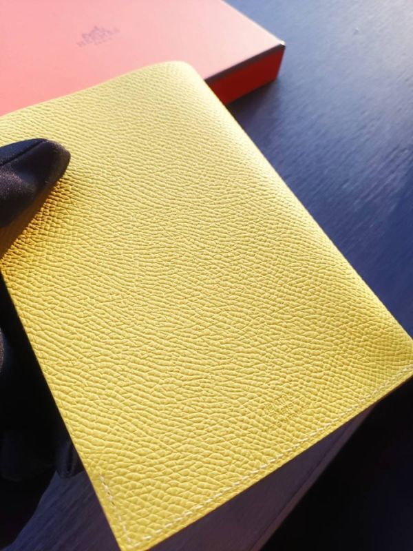 HERMES 護照夾 EPSOM 9R LIME檸檬黃 buywithada,france,全球代購,歐洲,exquisite,quality goods,posh,fancy,luxurious