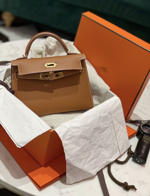 Hermès Mini Kelly 金棕金釦 buywithada,france,全球代購,歐洲,exquisite,quality goods,posh,fancy,luxurious