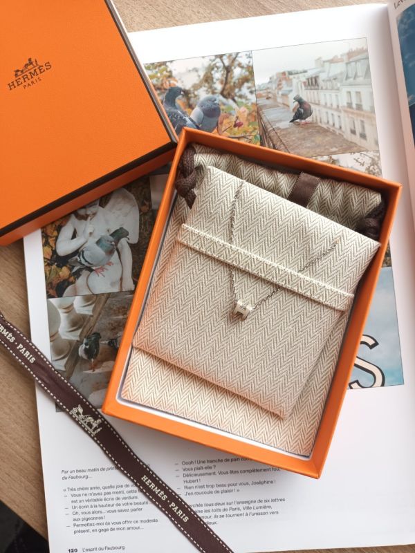 HERMES POP H MINI 奶茶銀 項鏈 buywithada,france,全球代購,歐洲,exquisite,quality goods,posh,fancy,luxurious