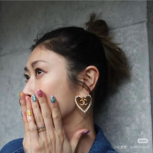 CHANEL 大愛心菱形水鑽金色耳針 buywithada,france,全球代購,歐洲,exquisite,quality goods,posh,fancy,luxurious