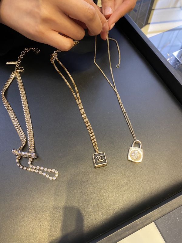 CHANEL 23S 皮革方塊項鍊 buywithada,france,全球代購,歐洲,exquisite,quality goods,posh,fancy,luxurious