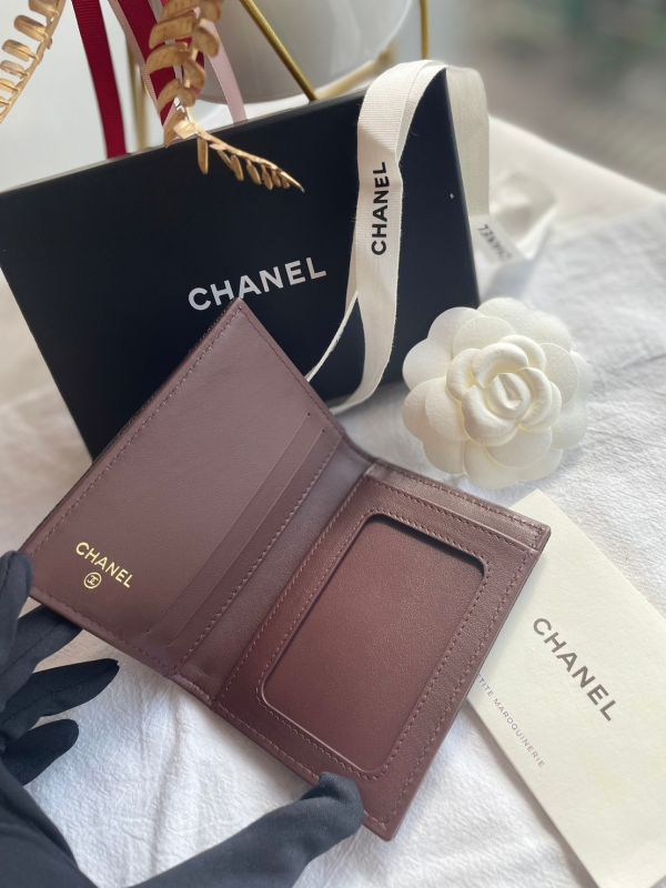 CHANEL 荔枝皮淡金釦卡片包 buywithada,france,全球代購,歐洲,exquisite,quality goods,posh,fancy,luxurious