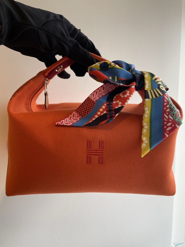台灣現貨 HERMES 飯盒包/化妝包/飯盒包 GM 大號 橘色 buywithada,france,全球代購,歐洲,exquisite,quality goods,posh,fancy,luxurious