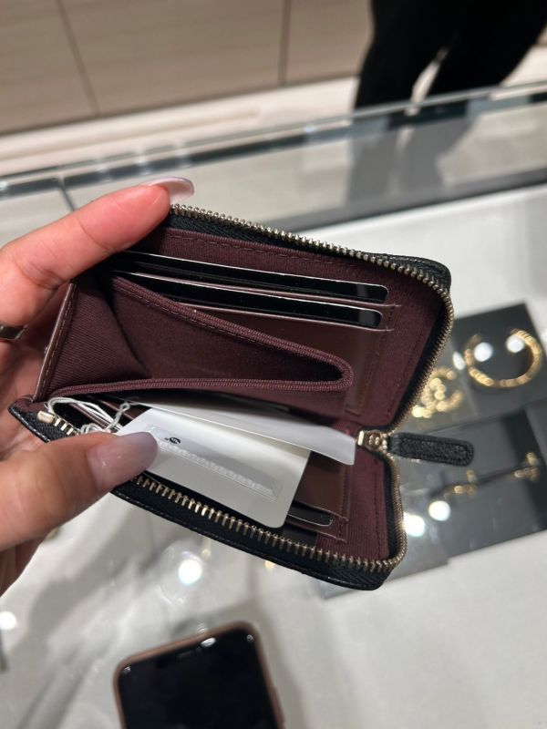 CHANEL 大L拉鍊卡包 黑荔枝金釦 buywithada,france,全球代購,歐洲,exquisite,quality goods,posh,fancy,luxurious