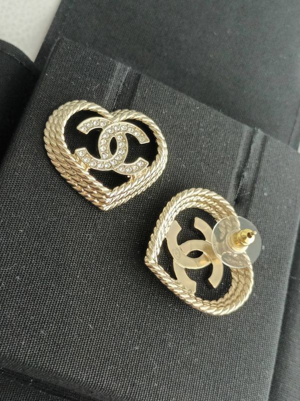 CHANEL 24P 大愛心 CC水鑽鏤空耳環 buywithada,france,全球代購,歐洲,exquisite,quality goods,posh,fancy,luxurious
