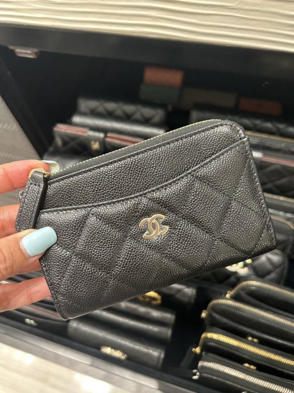 CHANEL 新款L拉鍊零錢卡包 黑荔枝金釦 buywithada,france,全球代購,歐洲,exquisite,quality goods,posh,fancy,luxurious