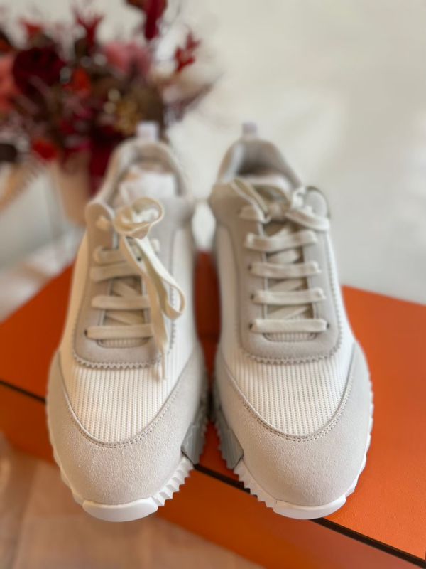 HERMES 爆款 bouncing 白色 Size 43 絕版配色 售出不補 buywithada,france,全球代購,歐洲,exquisite,quality goods,posh,fancy,luxurious