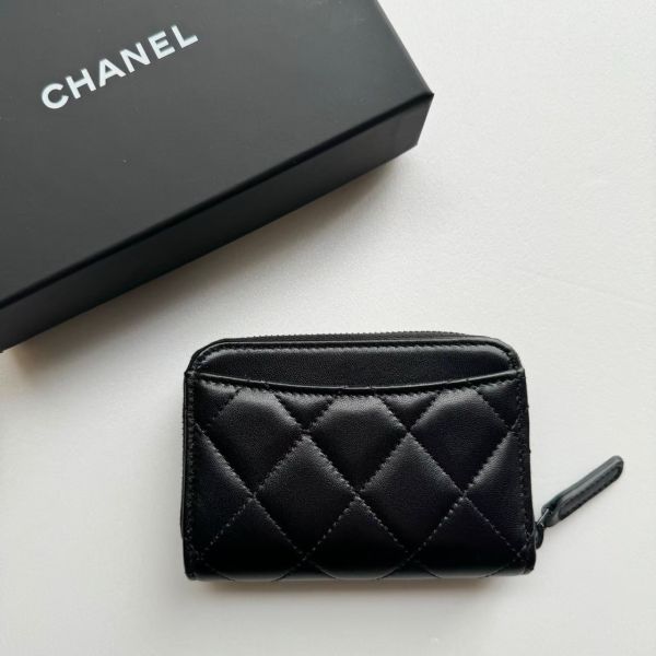 CHANEL so black 黑羊皮 ㄇ字零錢包 buywithada,france,全球代購,歐洲,exquisite,quality goods,posh,fancy,luxurious