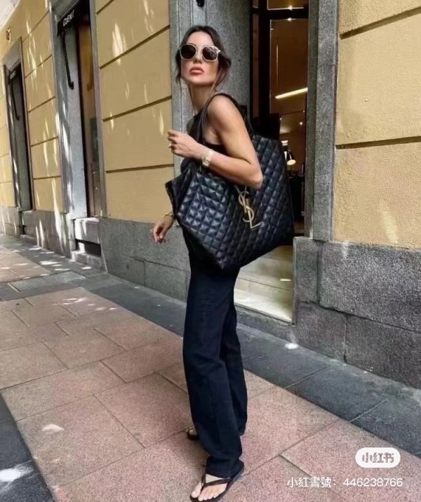 YSL ICARE絎縫購物袋 buywithada,france,全球代購,歐洲,exquisite,quality goods,posh,fancy,luxurious