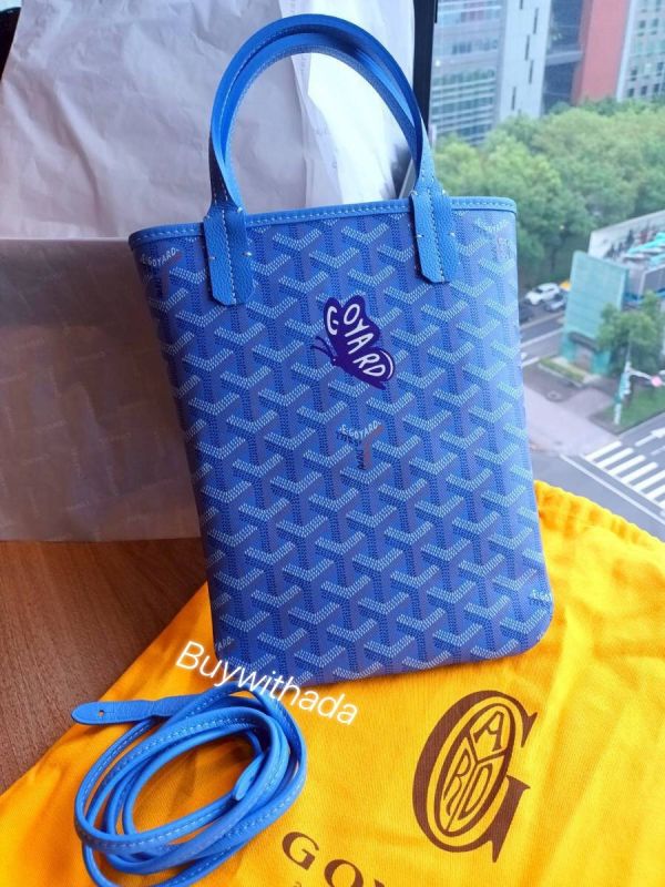 GOYARD 2025限量Poitiers tote bag 鳶尾色 手繪蝴碟logo buywithada,france,全球代購,歐洲,exquisite,quality goods,posh,fancy,luxurious