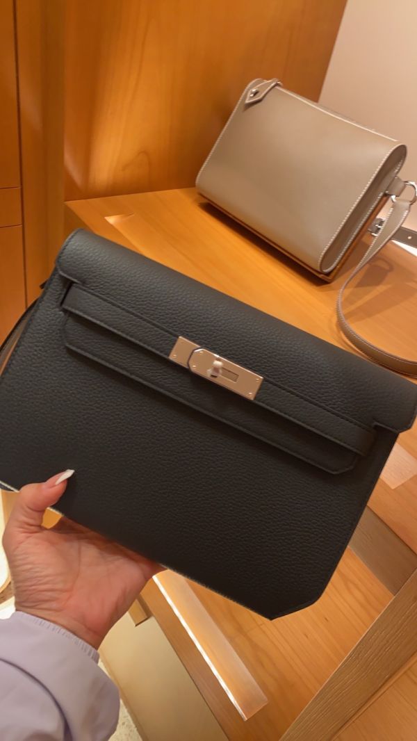 HERMES KELLY DEPECHES 25  手拿包 黑色銀釦 buywithada,france,全球代購,歐洲,exquisite,quality goods,posh,fancy,luxurious