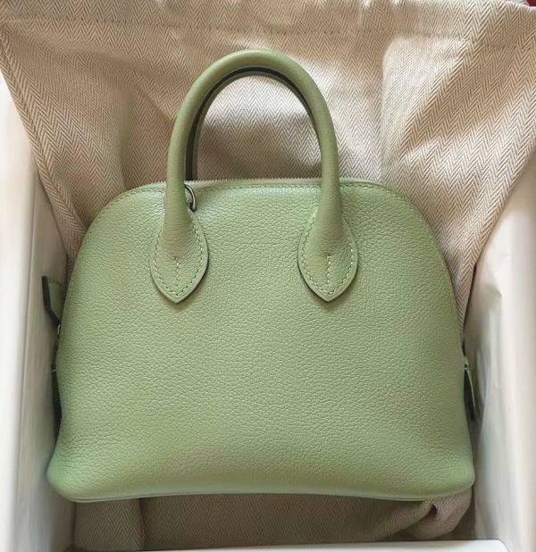 Hermès Mini bolide 牛油果綠銀釦 ec皮 buywithada,france,全球代購,歐洲,exquisite,quality goods,posh,fancy,luxurious