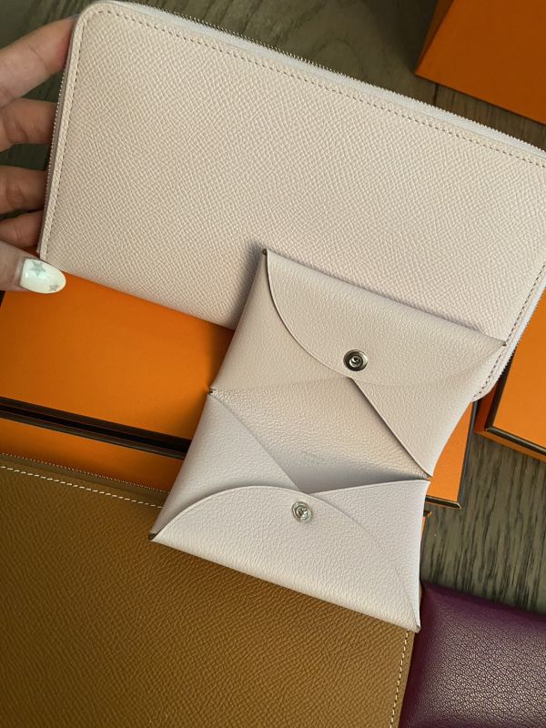 HERMES CALVI 夢幻紫 卡包 buywithada,france,全球代購,歐洲,exquisite,quality goods,posh,fancy,luxurious