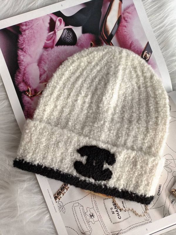 CHANEL 23B 最新款毛帽 白色黑CC LOGO buywithada,france,全球代購,歐洲,exquisite,quality goods,posh,fancy,luxurious
