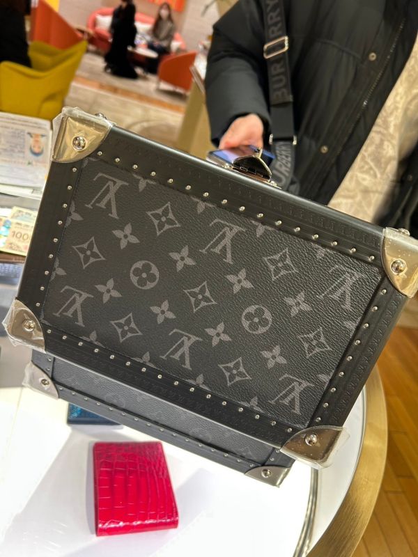 LV Coffret Trésor 24 黑色老花內深藍 buywithada,france,全球代購,歐洲,exquisite,quality goods,posh,fancy,luxurious