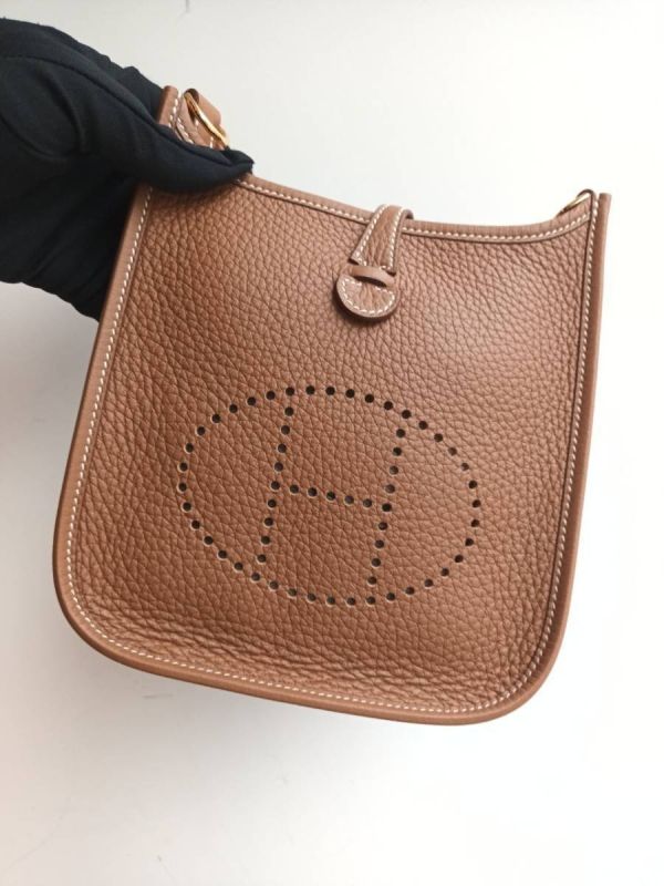 HERMES MINI EVELYNE 金棕金釦 W buywithada,france,全球代購,歐洲,exquisite,quality goods,posh,fancy,luxurious