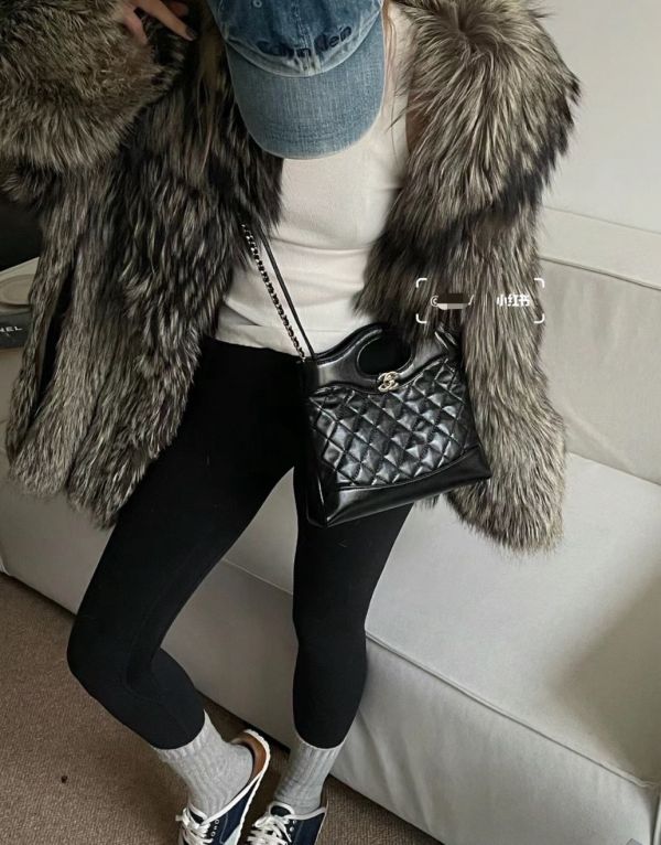CHANEL 24S 31BAG MINI 黑金 buywithada,france,全球代購,歐洲,exquisite,quality goods,posh,fancy,luxurious