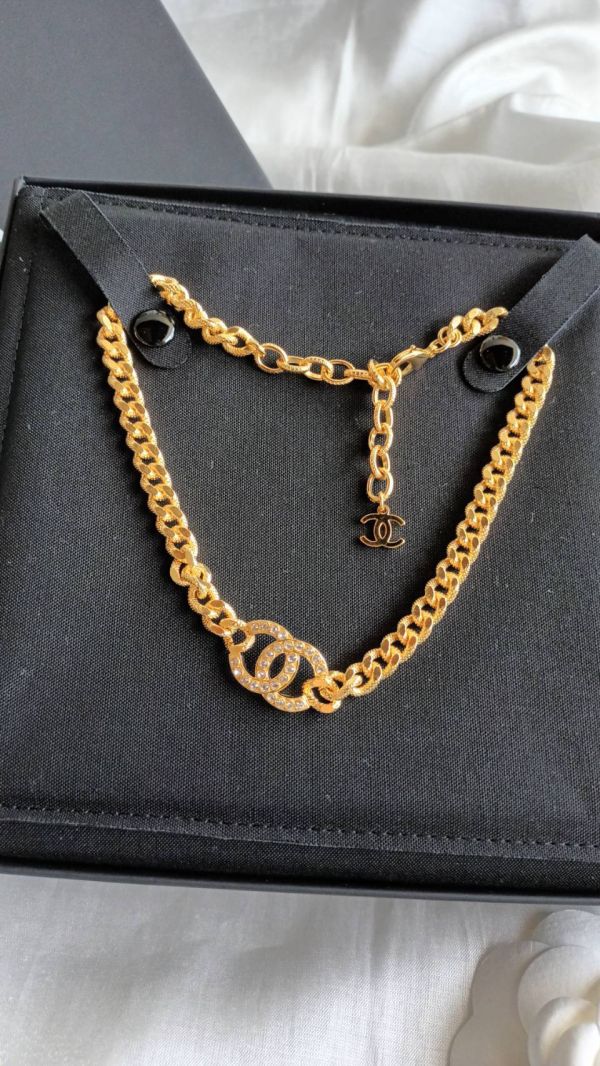 CHANEL 人氣款 金色復古金釦頸鍊 再補貨 buywithada,france,全球代購,歐洲,exquisite,quality goods,posh,fancy,luxurious