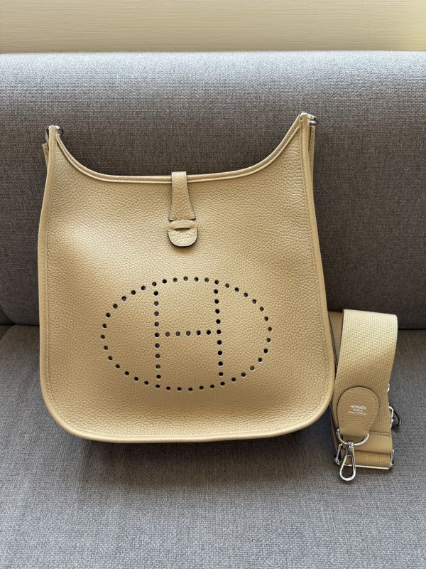 Hermès evelyne 29 TC皮 塵埃灰1C 銀釦 buywithada,france,全球代購,歐洲,exquisite,quality goods,posh,fancy,luxurious