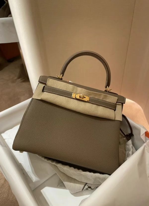 Hermès Kelly 25 大象灰金 Togo buywithada,france,全球代購,歐洲,exquisite,quality goods,posh,fancy,luxurious