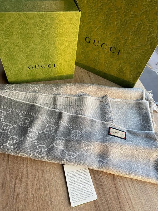 GUCCI 緹花圍巾披肩 全新正櫃全配 buywithada,france,全球代購,歐洲,exquisite,quality goods,posh,fancy,luxurious